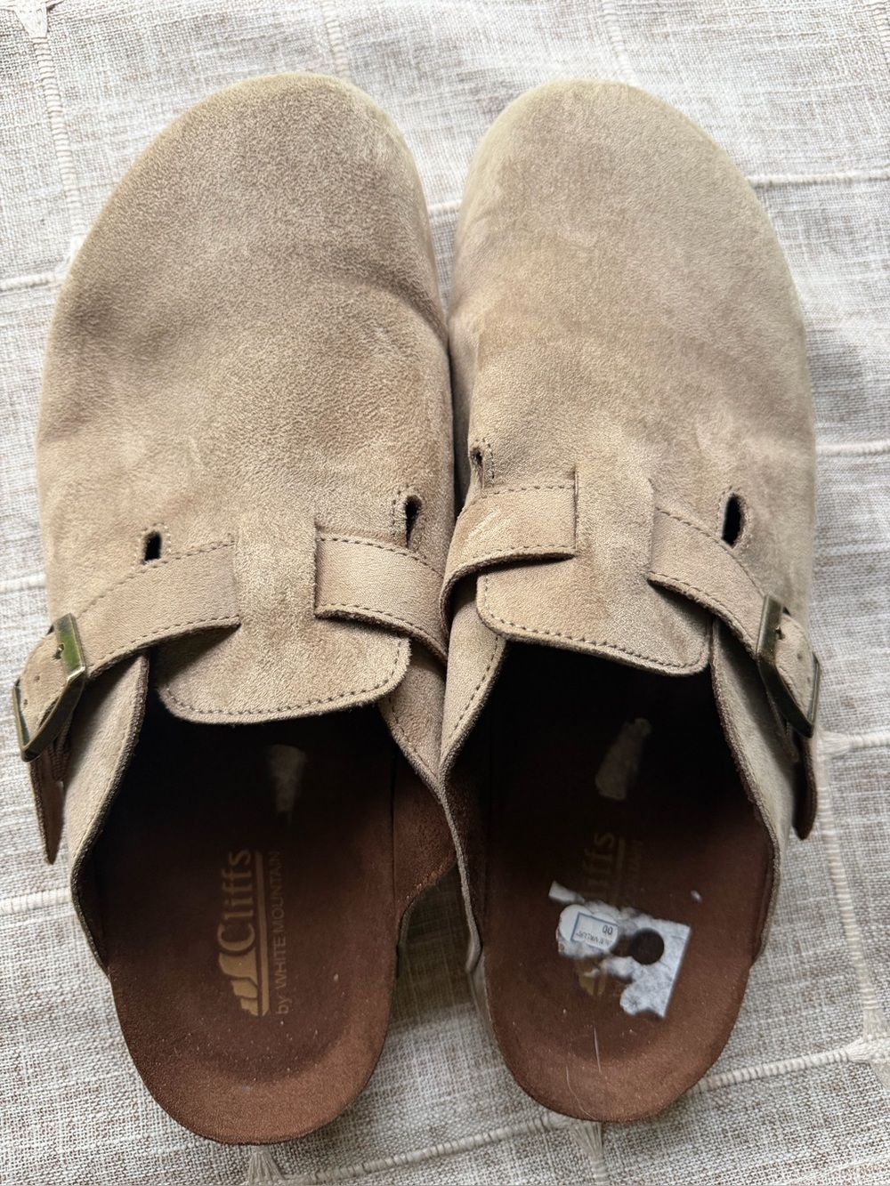 Cliff’s by white mountain woman’s Suede Slip-On Clogs in Taupe size 11